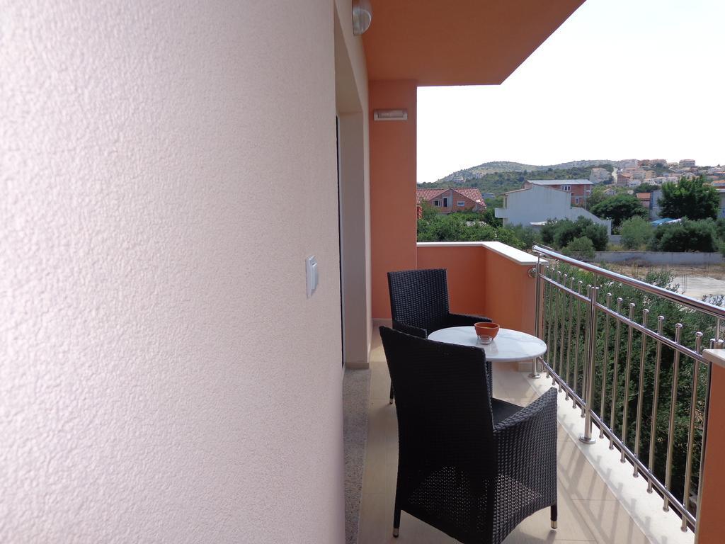 Villa Palas Apartments Рогозница Екстериор снимка